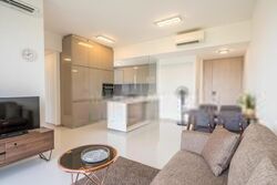 J Gateway (D22), Condominium #400768101